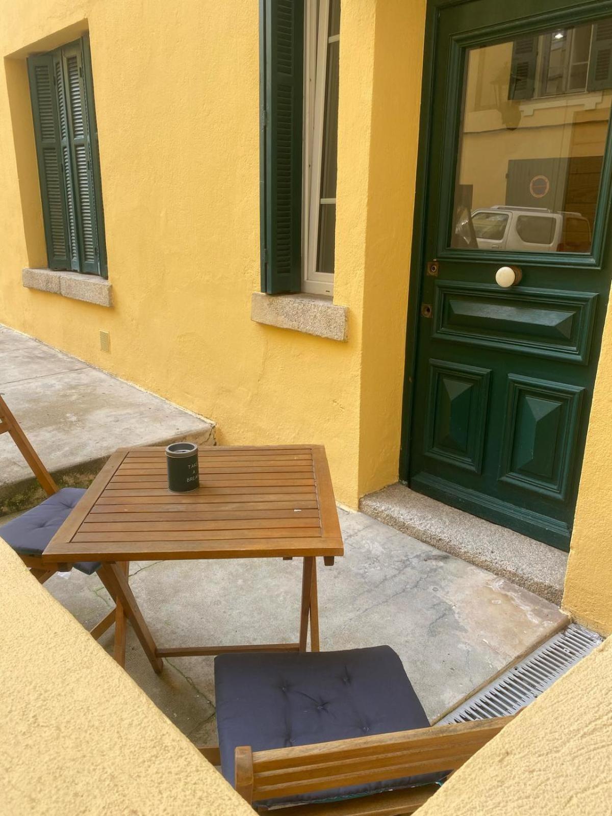 Appartement Plein De Charme - Ajaccio Hyper Centre Exteriör bild
